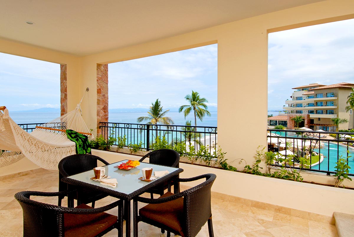 Top Beachfront Residences: Garza Blanca