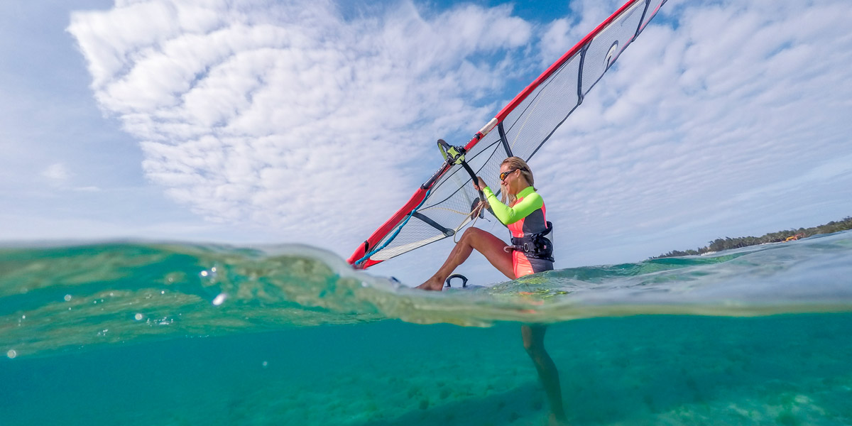 windsurfing