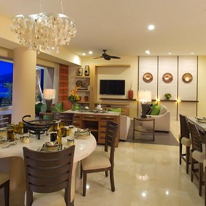 dining-room-three-bedroom-panorama-residences-puerto-vallarta_2