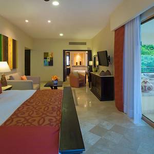 master-bedroom-three-bedroom-beach-residences-puerto-vallarta