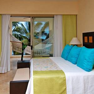 master-bedroom-two-bedroom-residence-puerto-vallarta